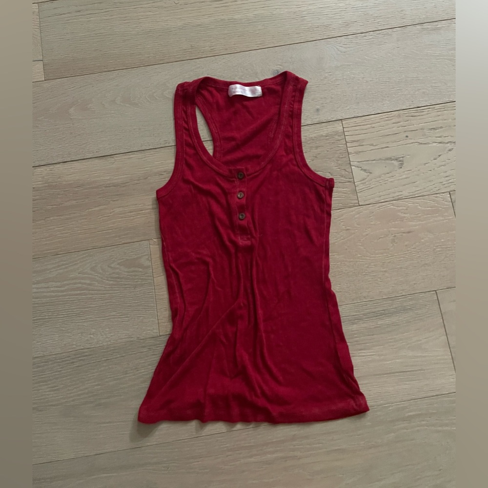 No Boundaries Red Tank❤️❤️❤️